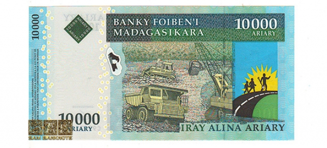 ماداگاسکار-10000 آریاری